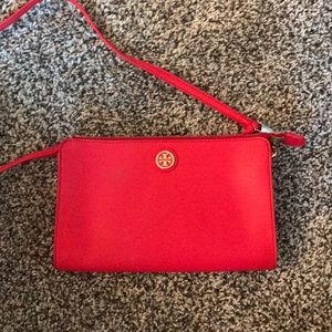 Red Tory Burch crossbody/clutch